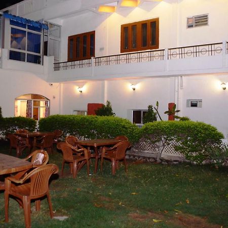 Hotel Sugandh Retreat Τζαϊπούρ Εξωτερικό φωτογραφία