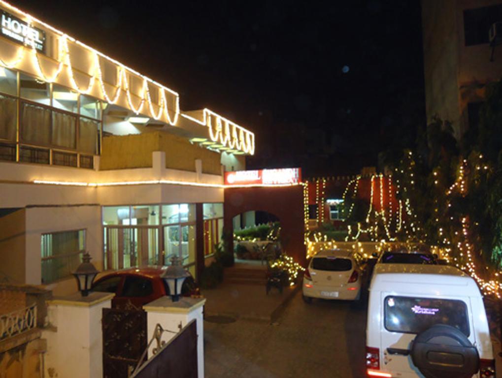 Hotel Sugandh Retreat Τζαϊπούρ Εξωτερικό φωτογραφία