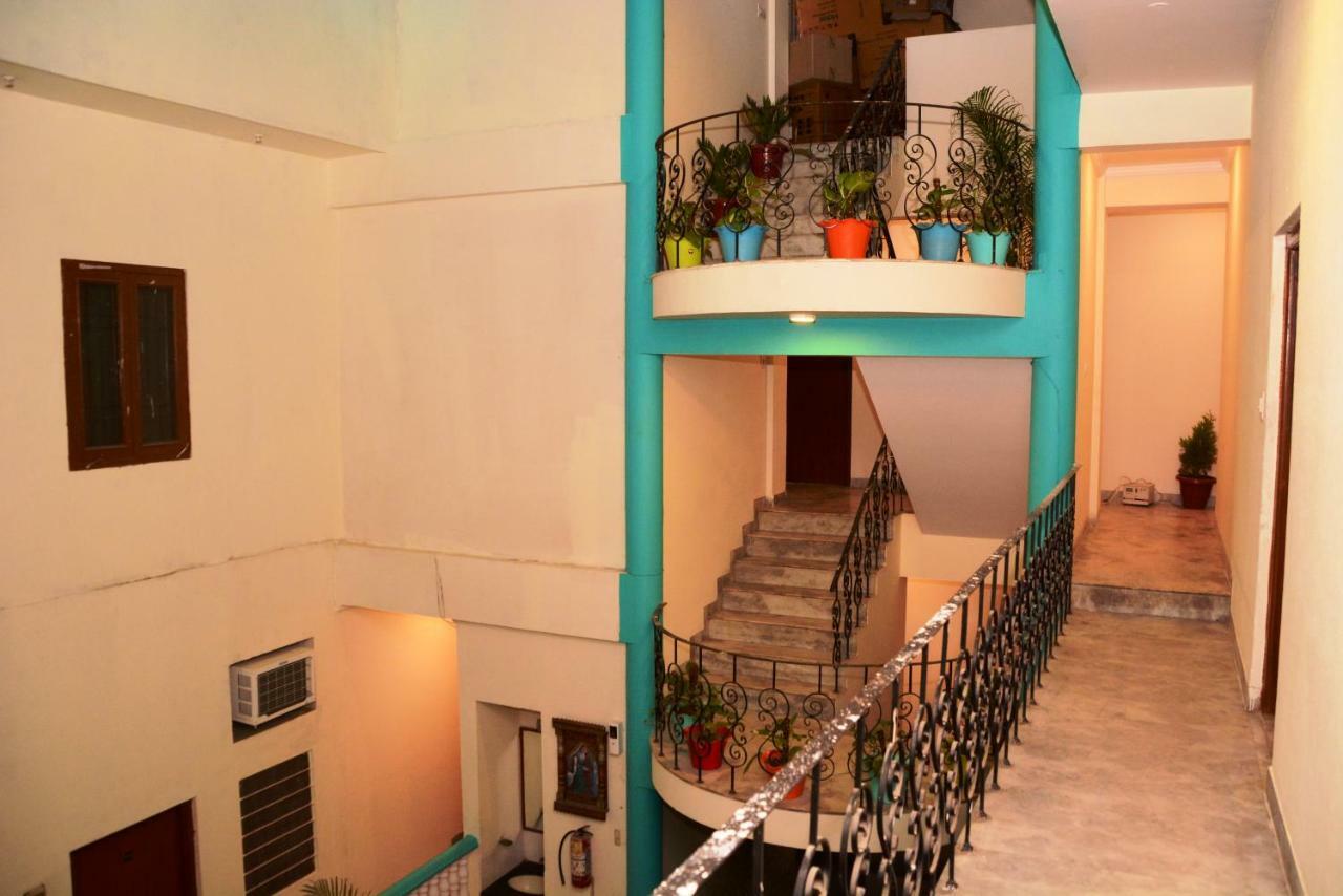 Hotel Sugandh Retreat Τζαϊπούρ Εξωτερικό φωτογραφία