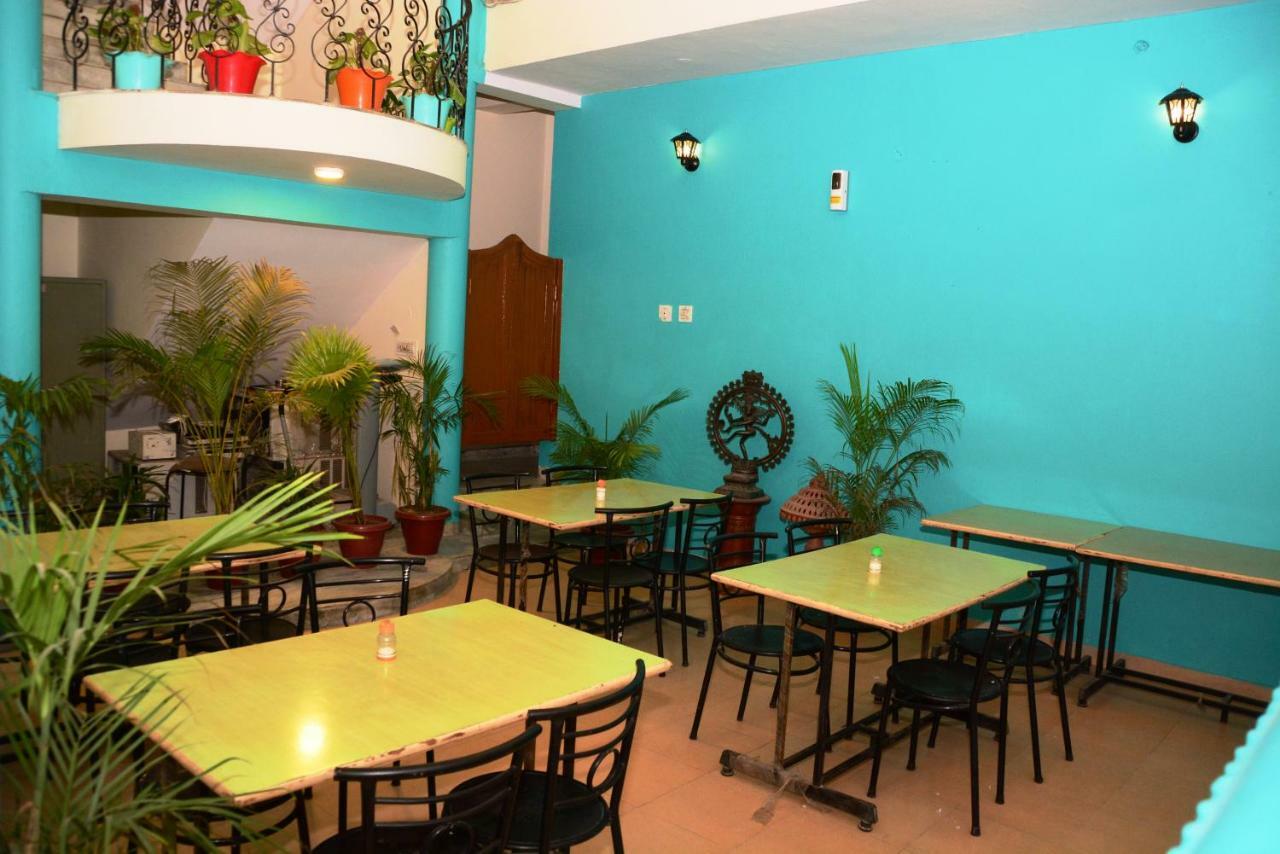 Hotel Sugandh Retreat Τζαϊπούρ Εξωτερικό φωτογραφία