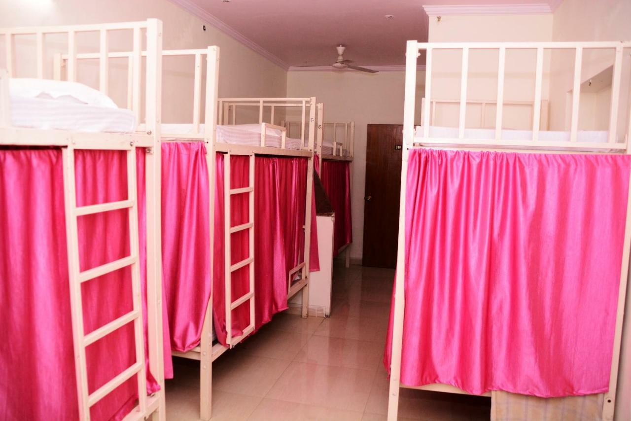 Hotel Sugandh Retreat Τζαϊπούρ Εξωτερικό φωτογραφία