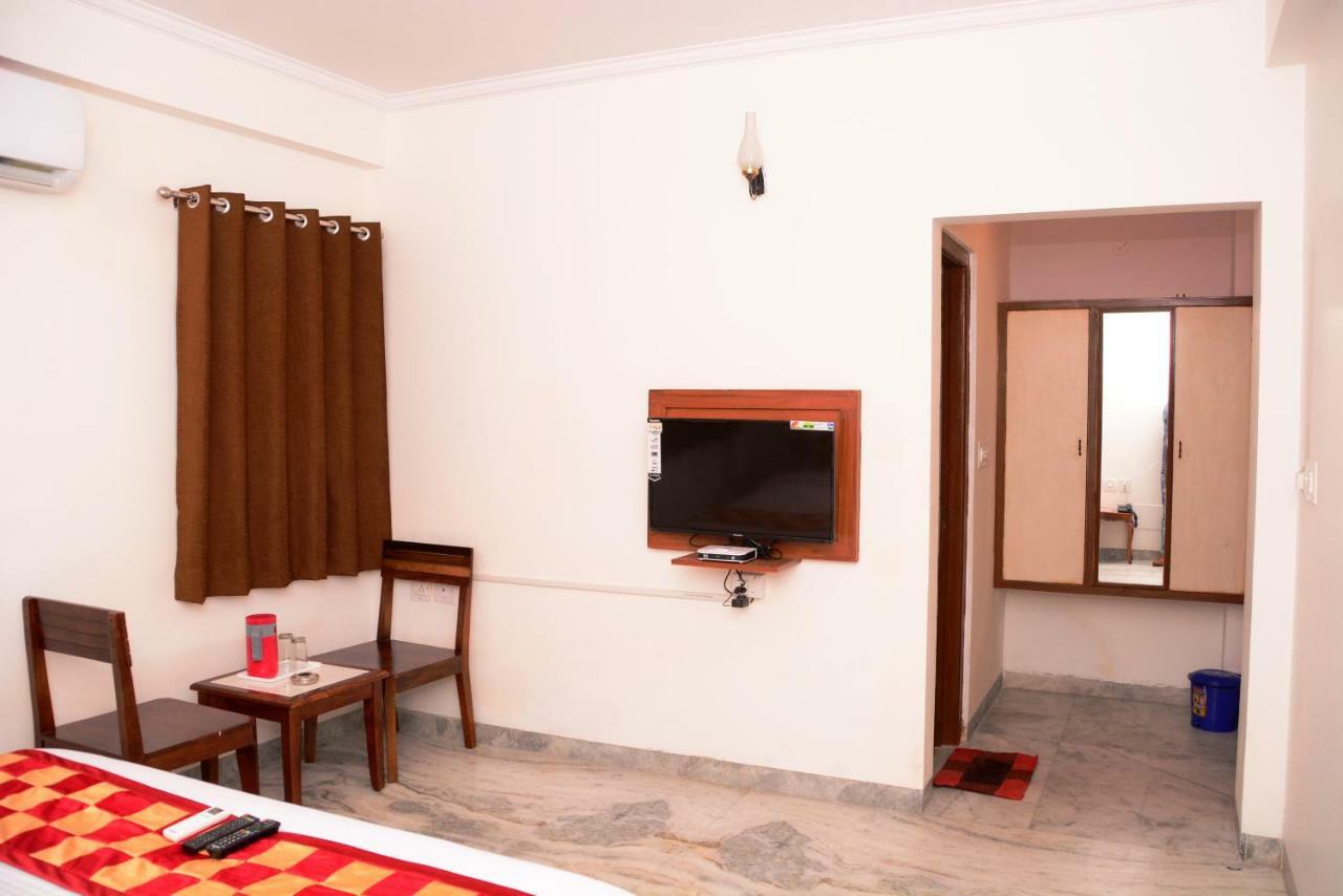 Hotel Sugandh Retreat Τζαϊπούρ Εξωτερικό φωτογραφία