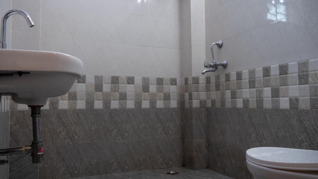 Hotel Sugandh Retreat Τζαϊπούρ Εξωτερικό φωτογραφία
